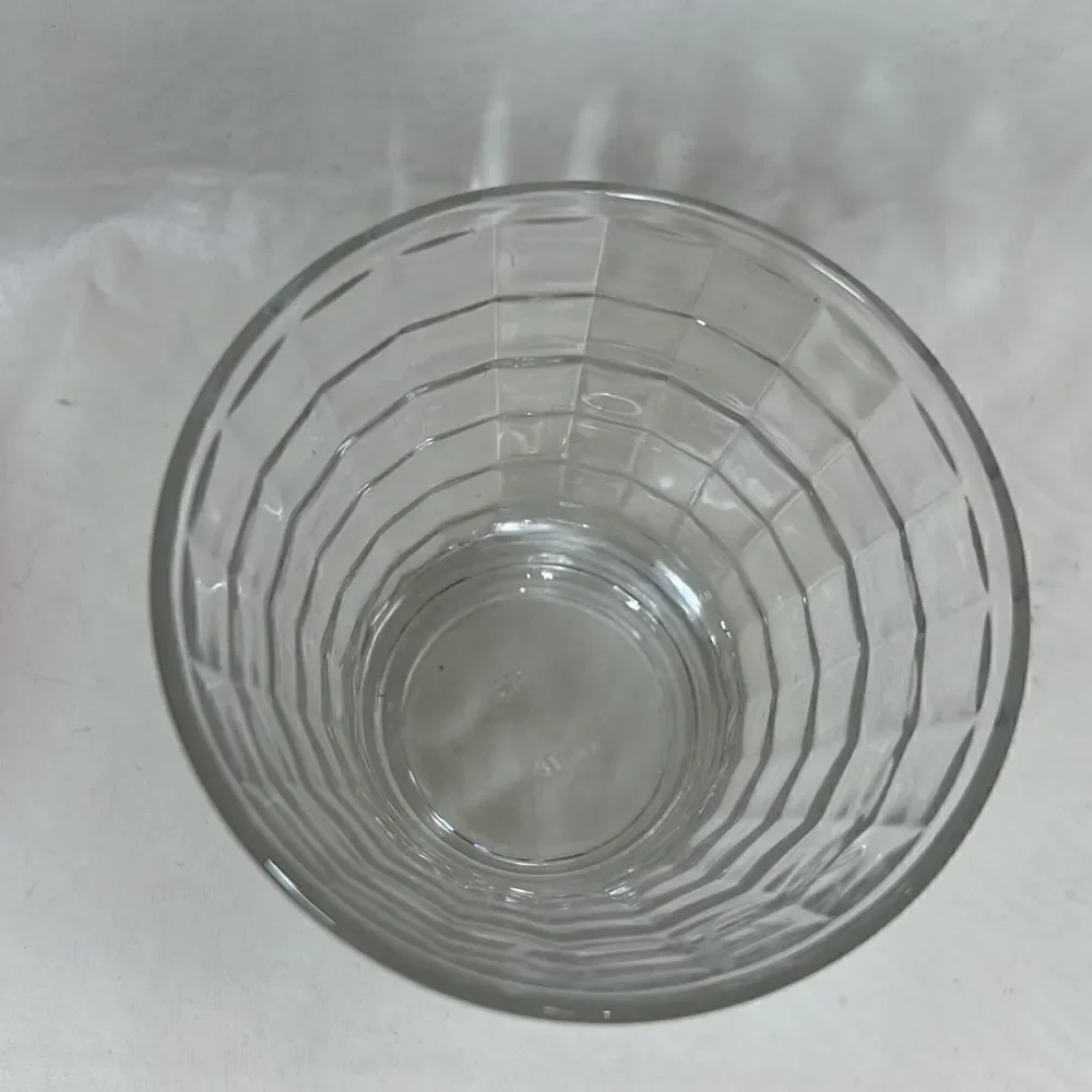 Crown Royal Whiskey 10 Oz Rocks Glass 3 1/2 In Round 3 1/2 In Tall Bar Cocktail